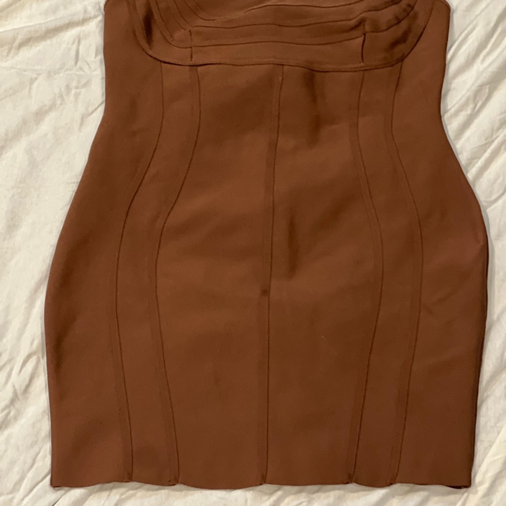 PrettyLittleThing Brown Ribbed Strapless Mini Dress